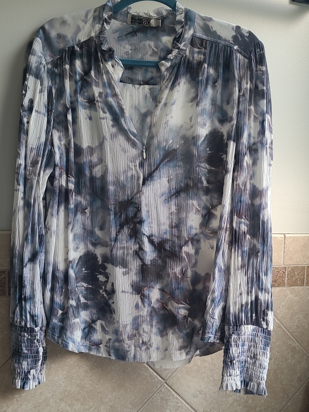 Go Silk Blue and White Pleated Tie-Dye Blouse